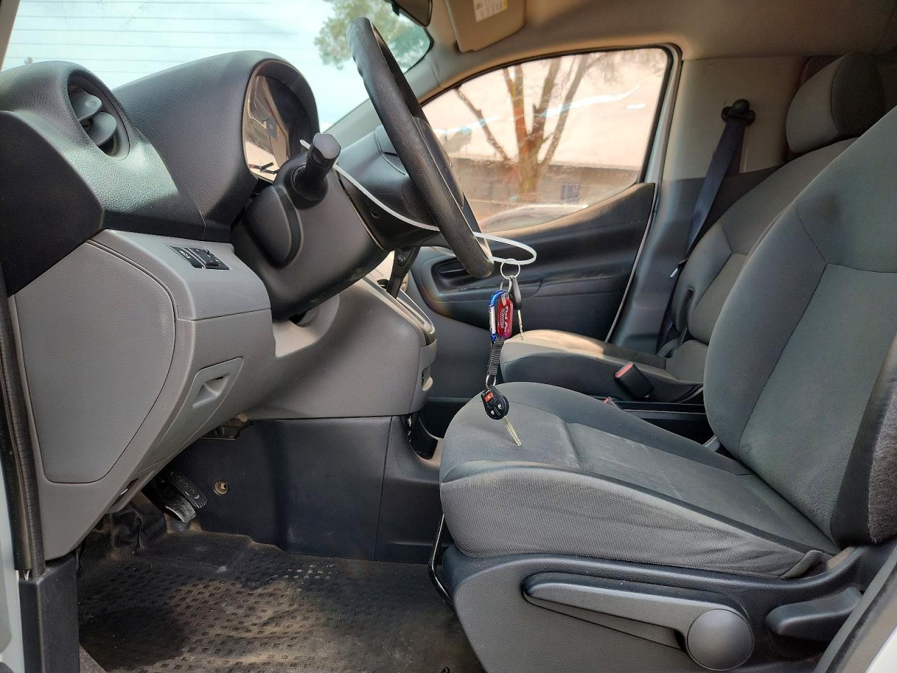 Chevrolet Express Lt