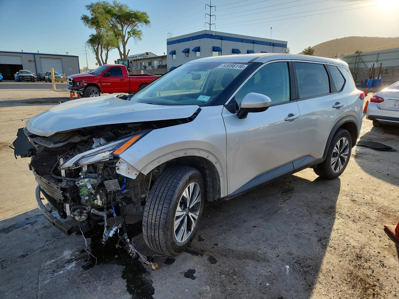 Salvage Nissan Rogue Image