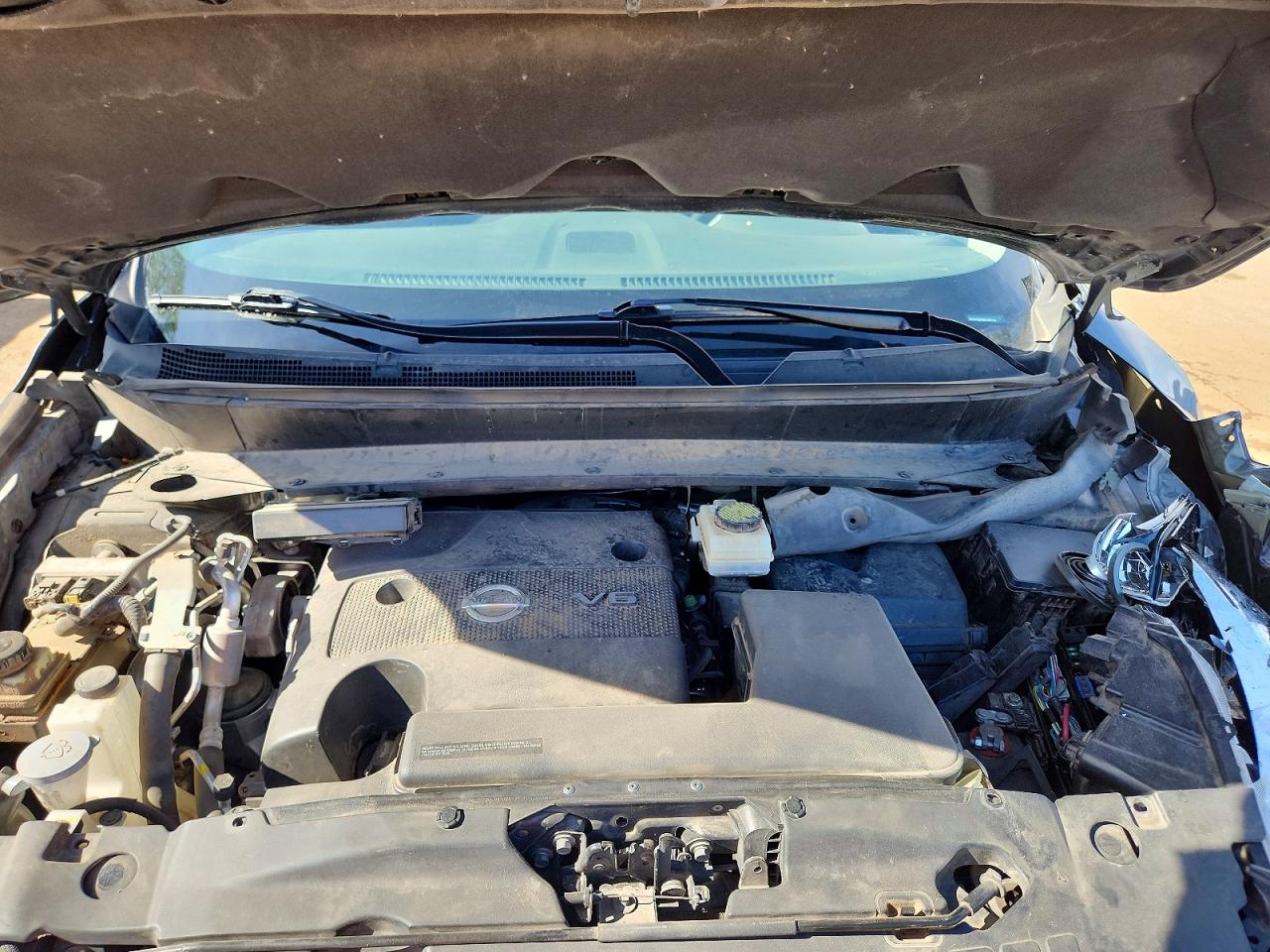 Nissan Pathfinder S