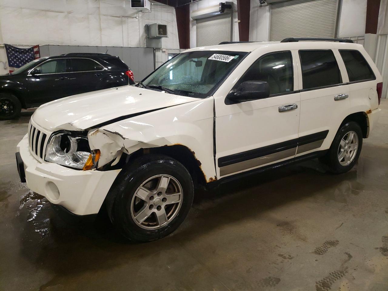 Salvage Jeep Cherokee Image