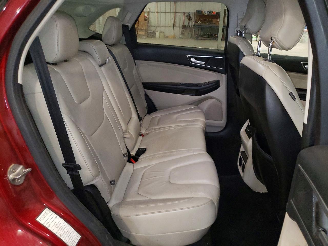 Ford Edge Titanium