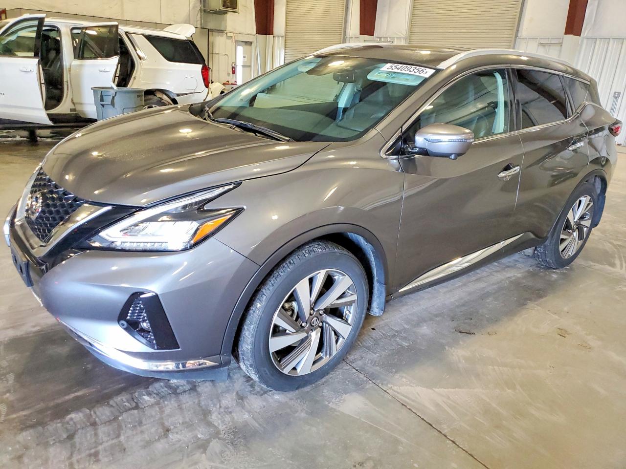 Salvage Nissan Murano Image