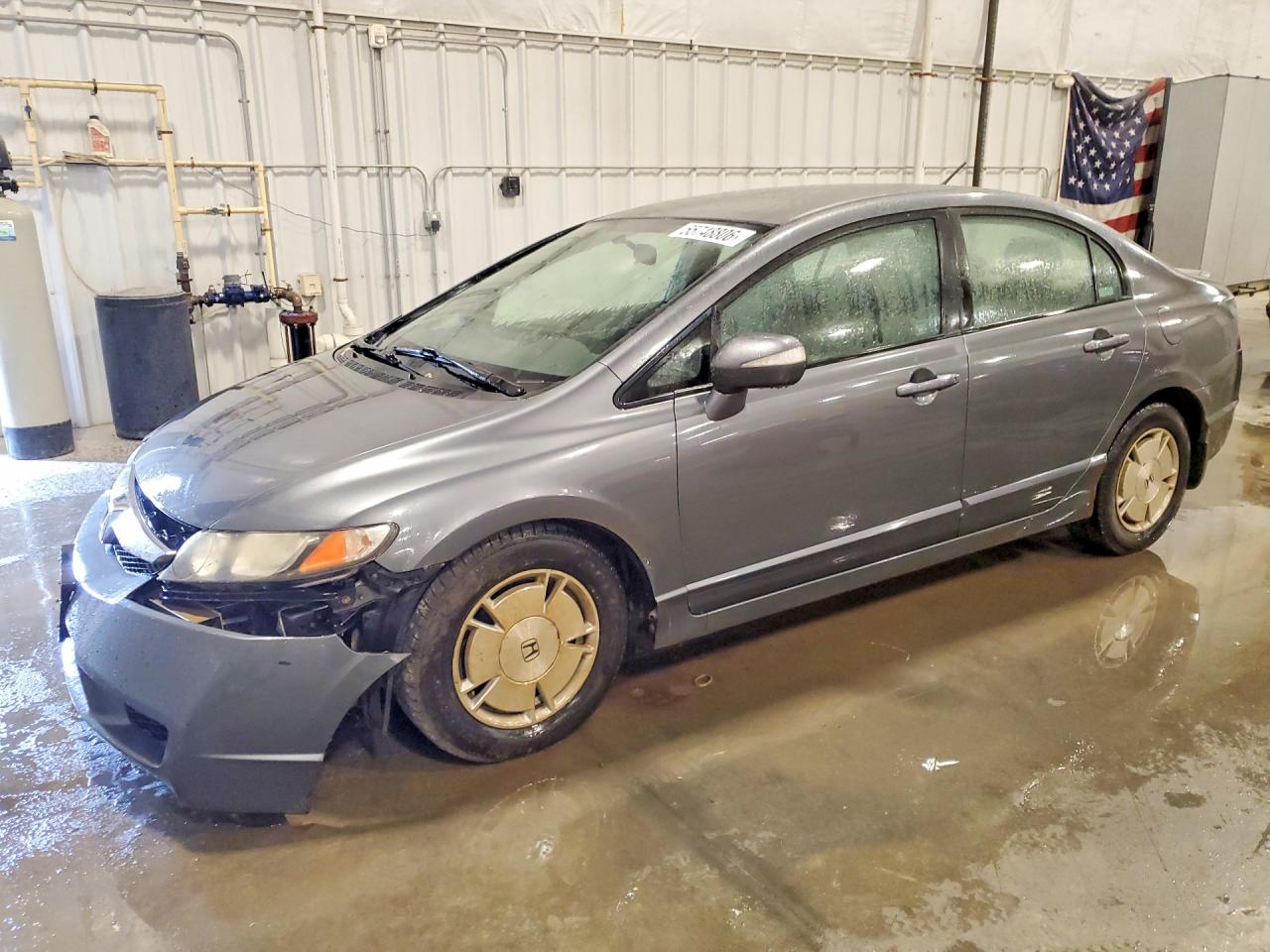 Salvage Honda Civic Image