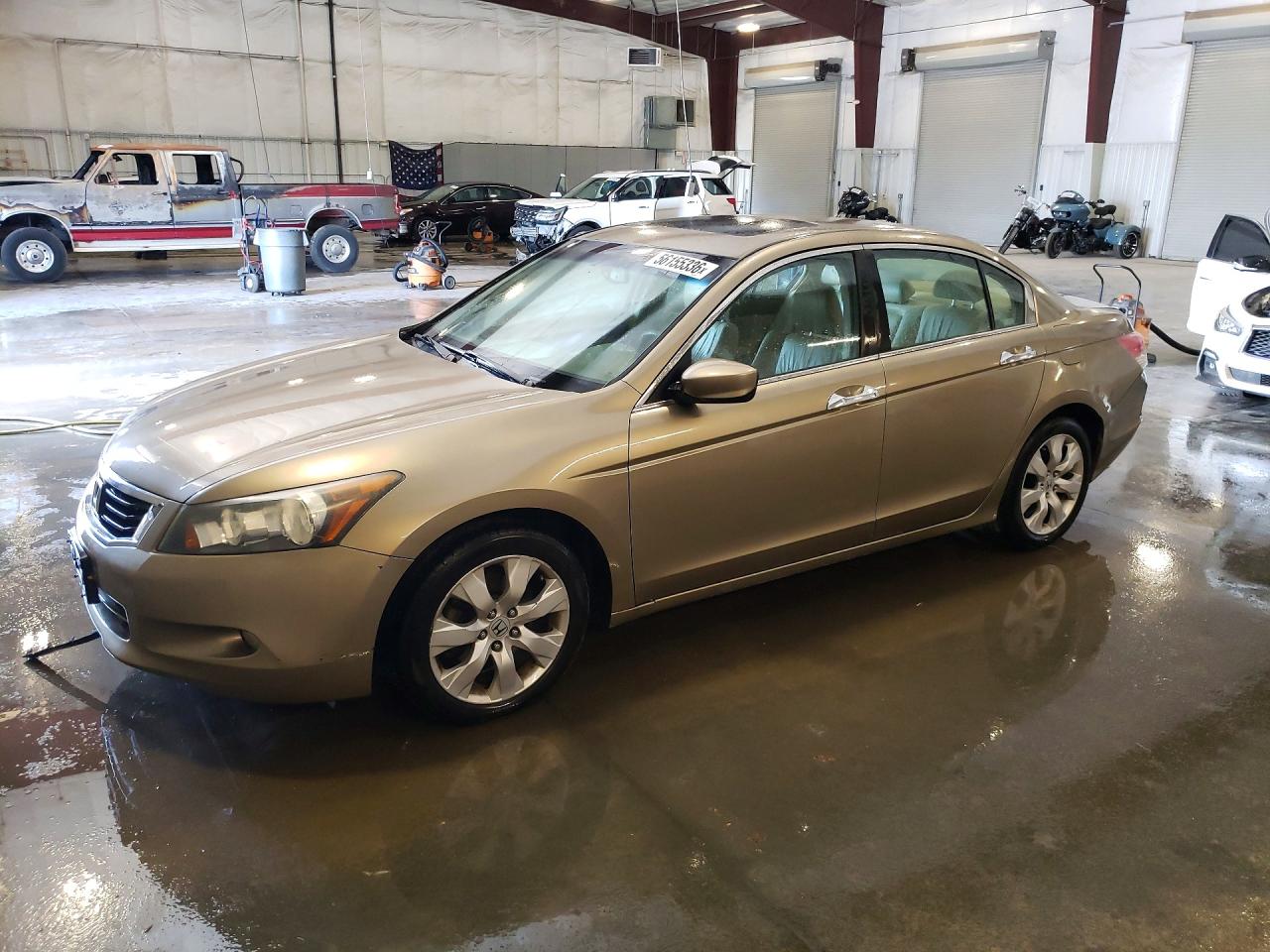 Salvage Honda Accord Image