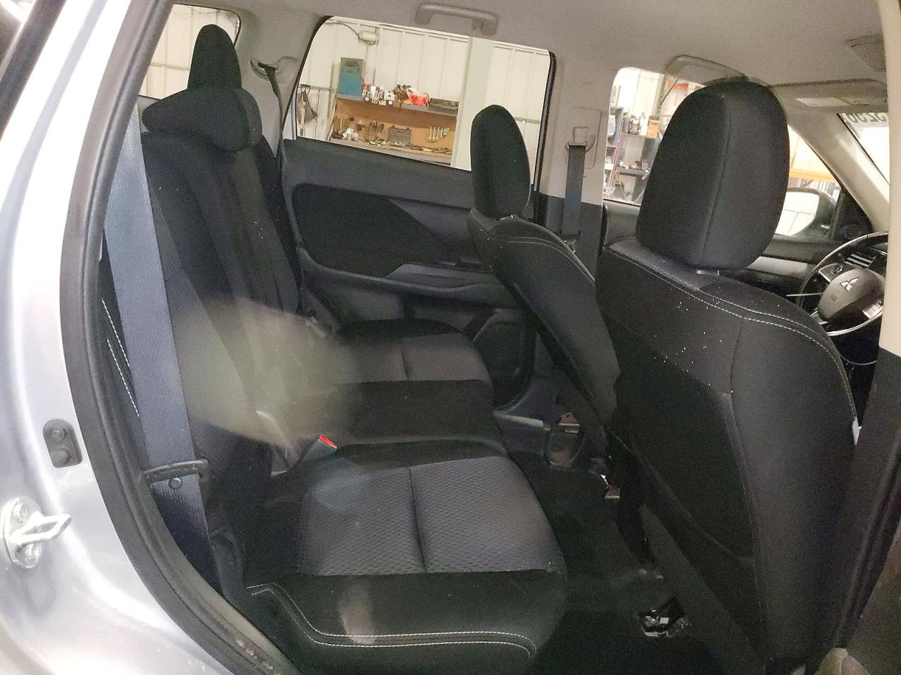Mitsubishi Outlander Se