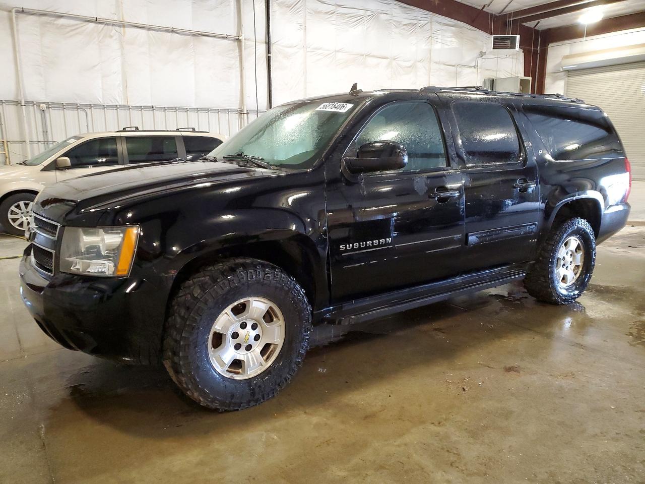 Salvage Chevrolet Suburban Image