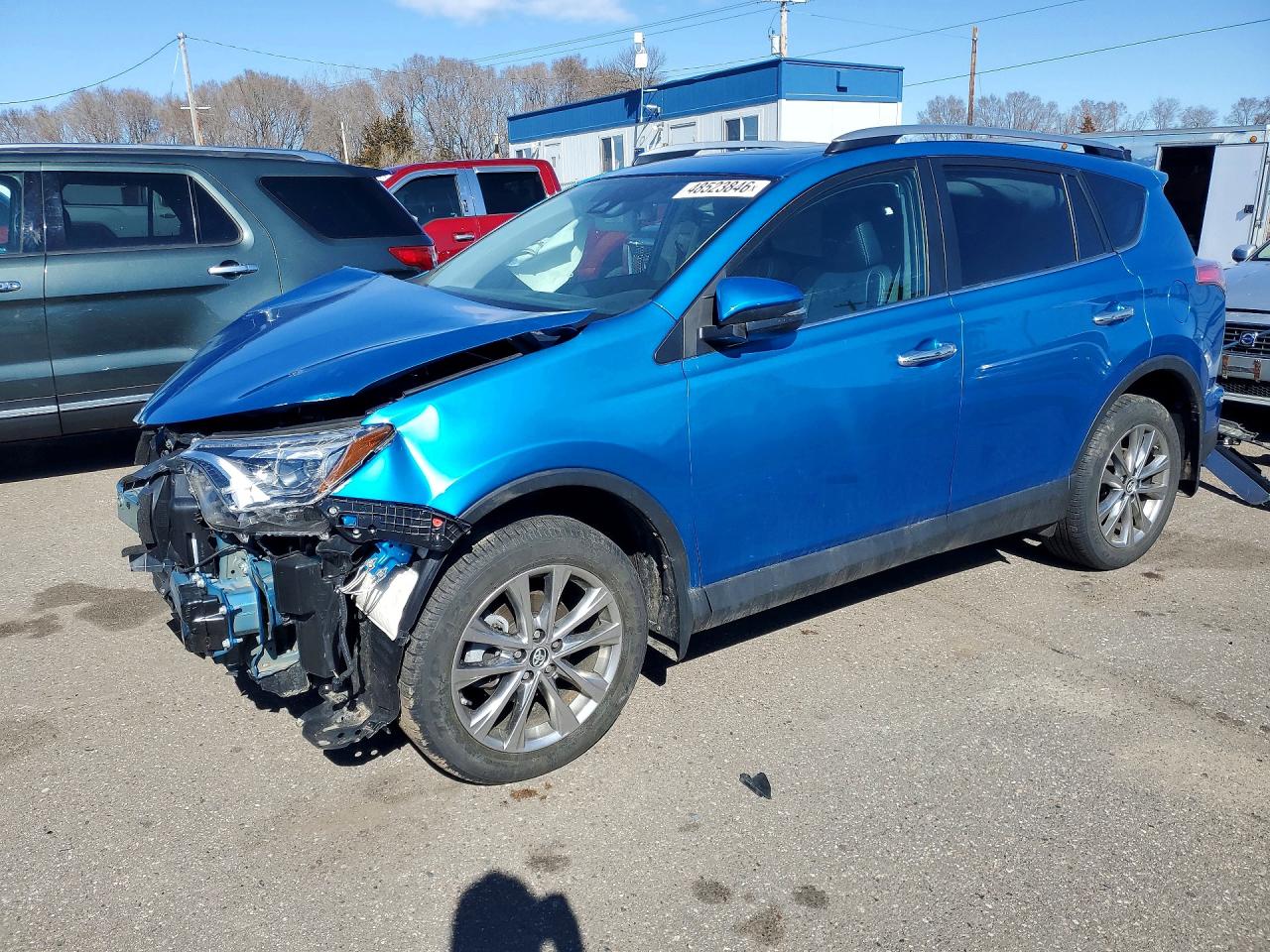 Salvage Toyota RAV4 Image
