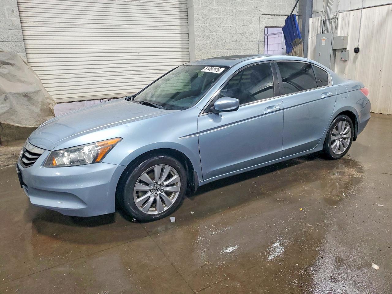 Salvage Honda Accord Image