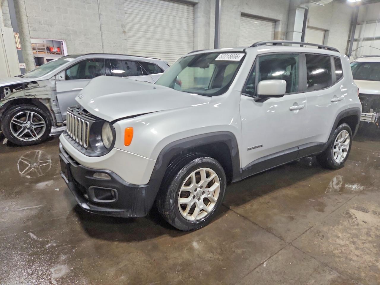 Salvage Jeep Renegade Image