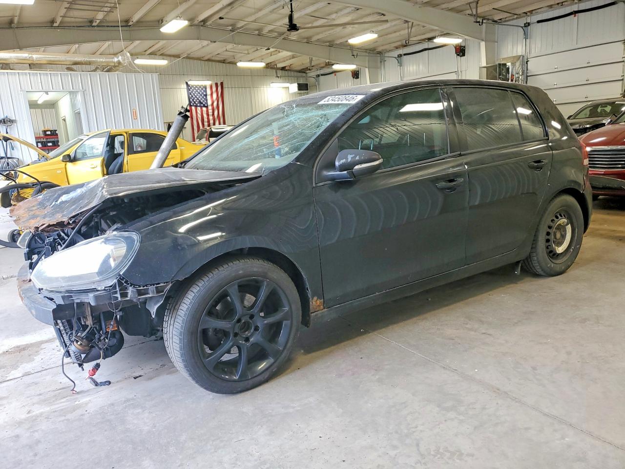 Salvage Volkswagen Golf Image