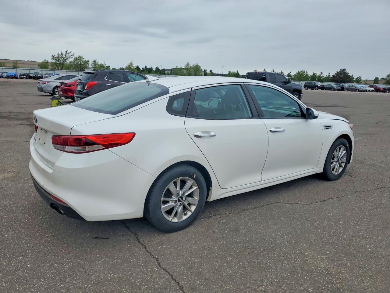 Kia Optima Lx