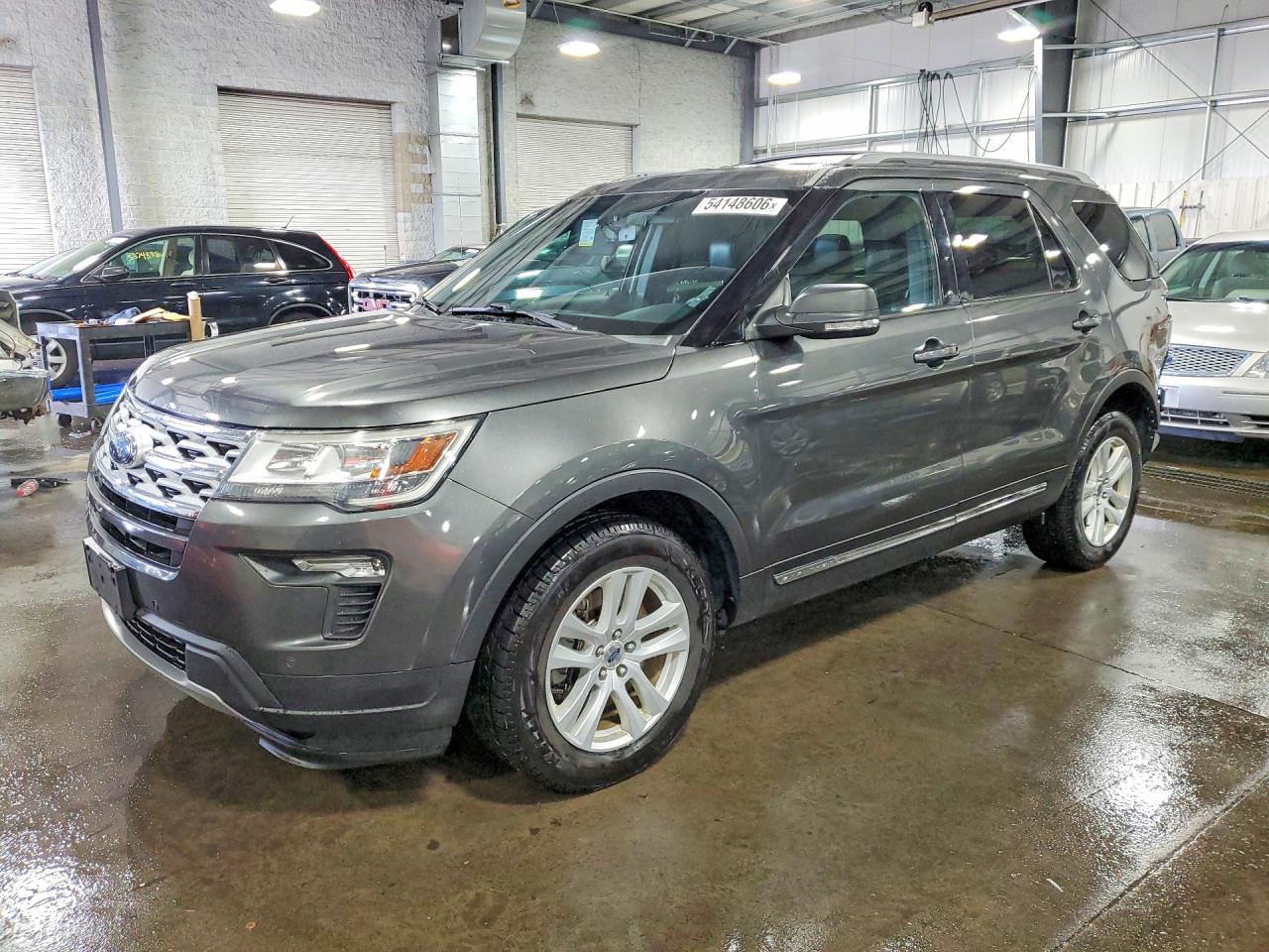 Salvage Ford Explorer Image