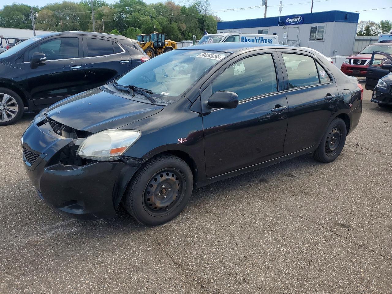 Salvage Toyota Yaris Image