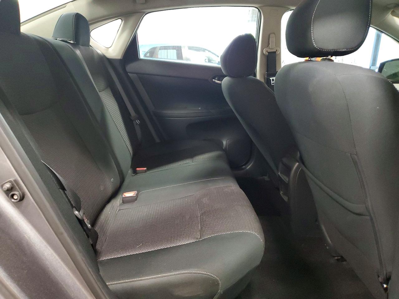 Nissan Sentra S