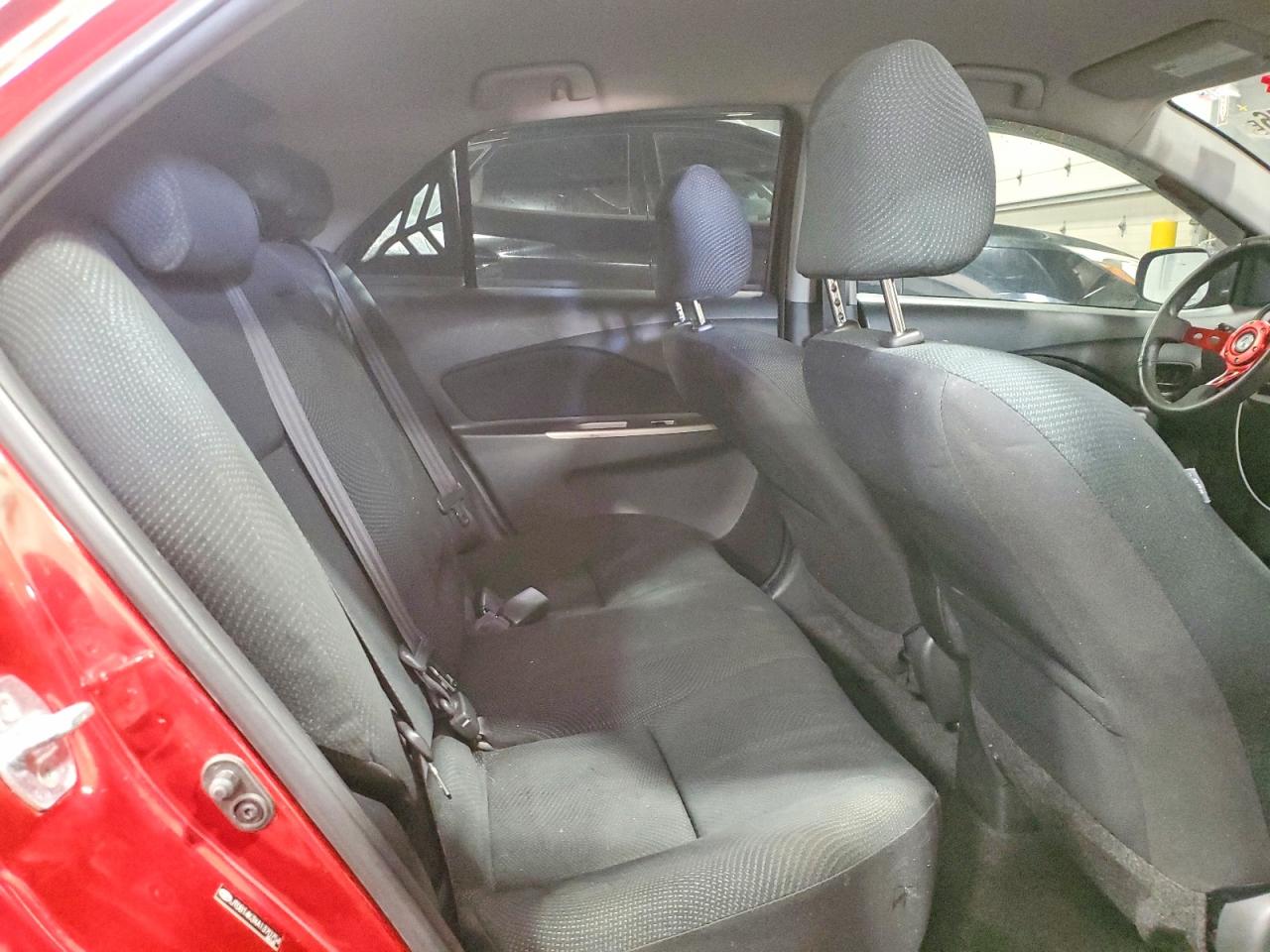 Toyota Yaris Base