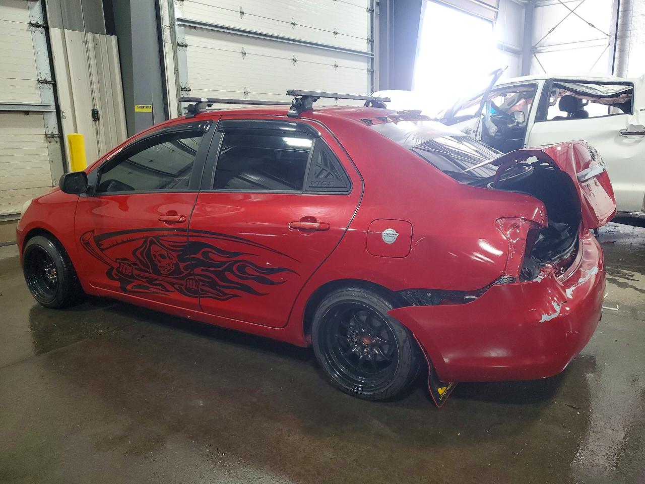 Toyota Yaris Base