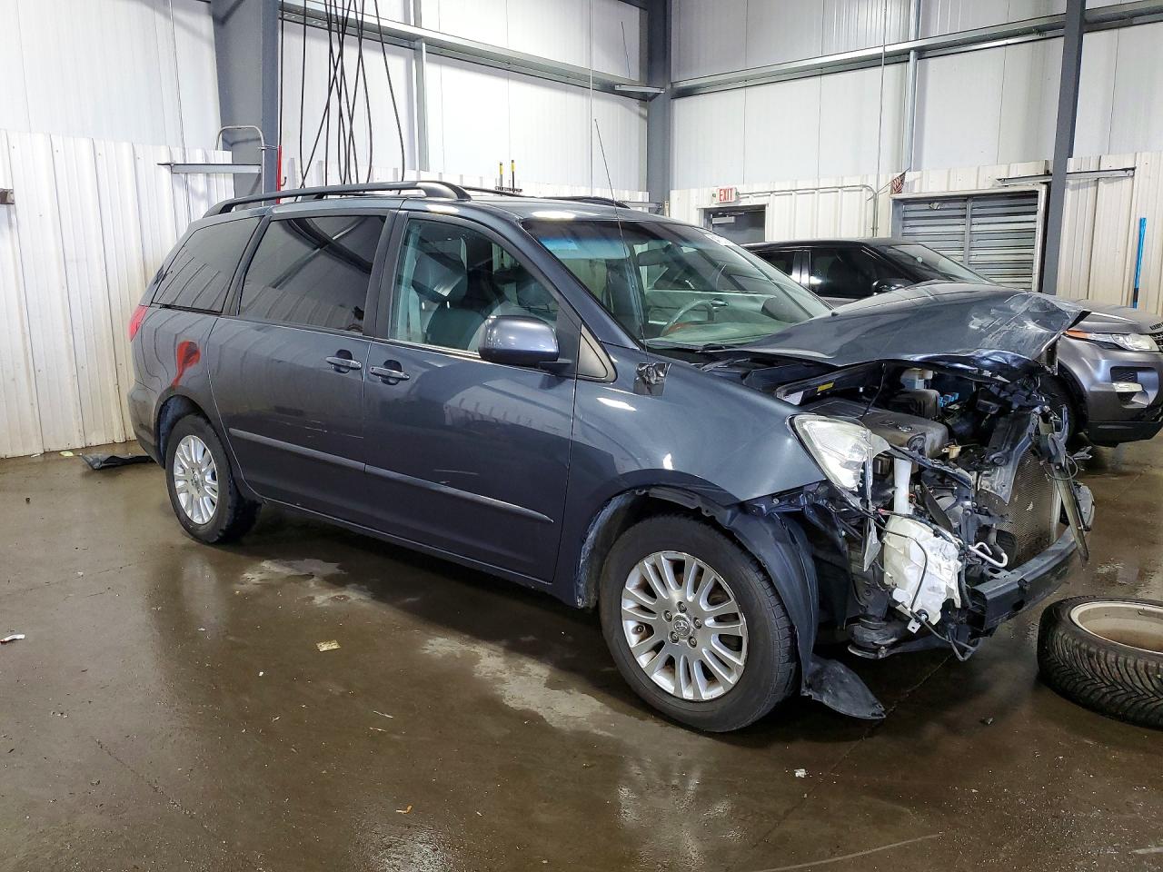 Toyota Sienna Xle