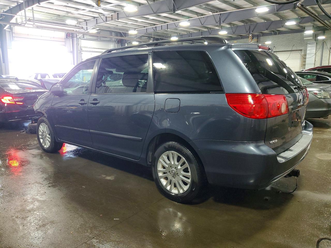Toyota Sienna Xle