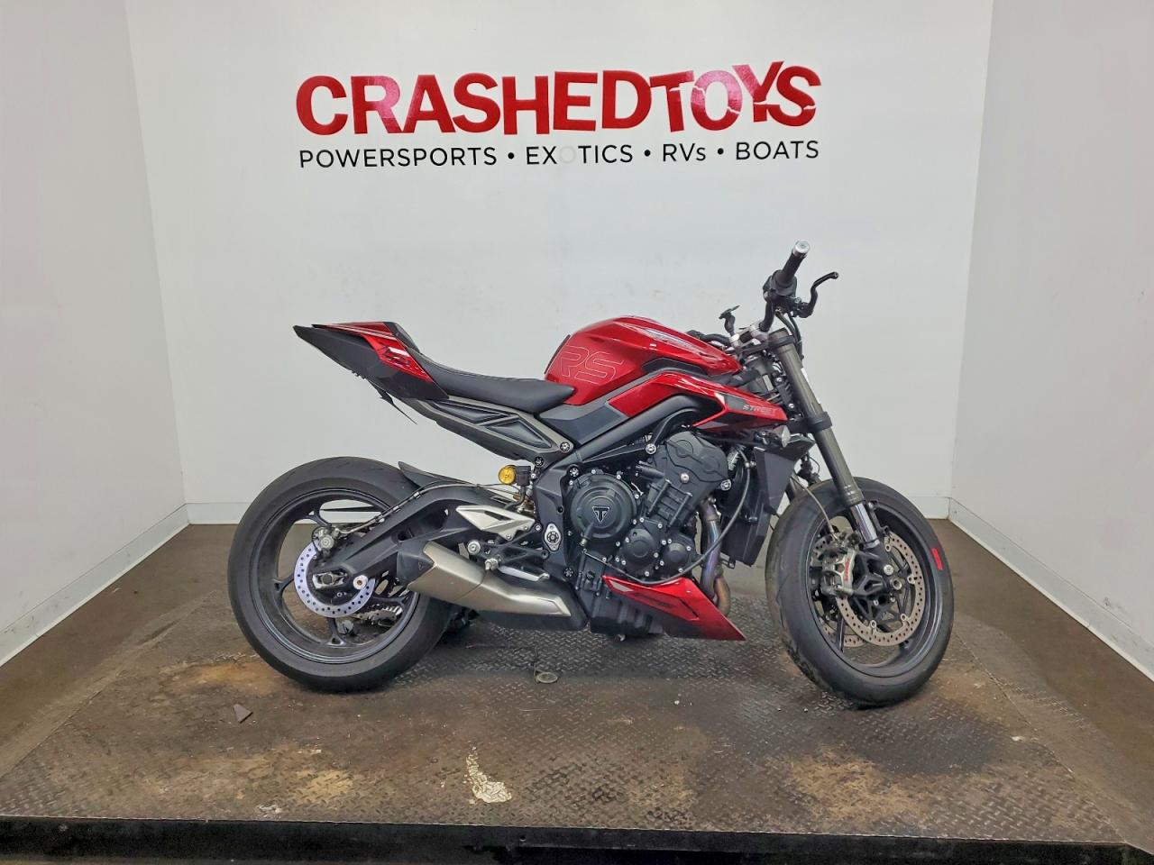 Salvage Triumph Street Image