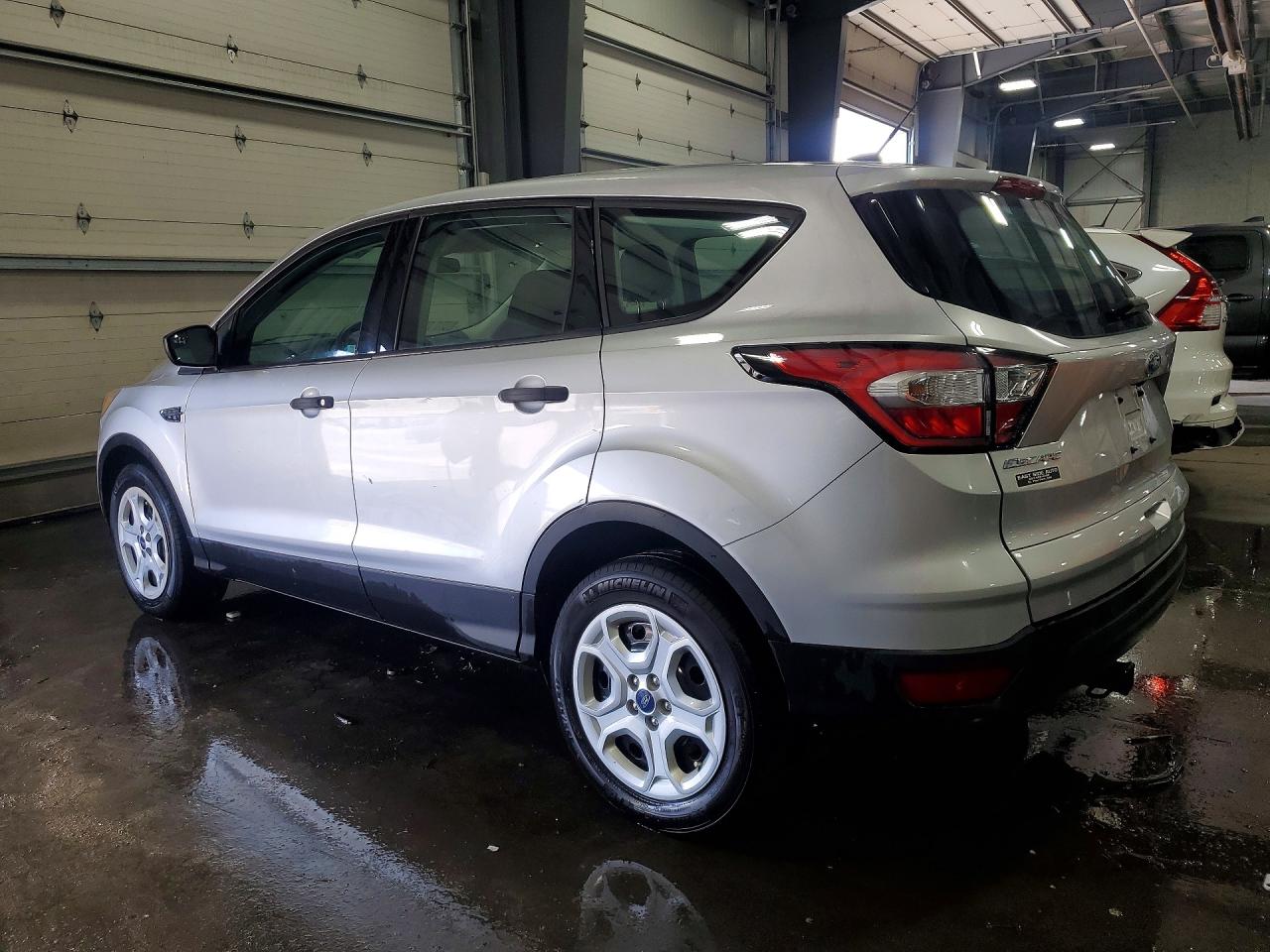Ford Escape S
