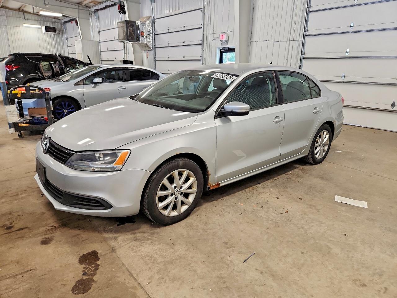 Salvage Volkswagen Jetta Image