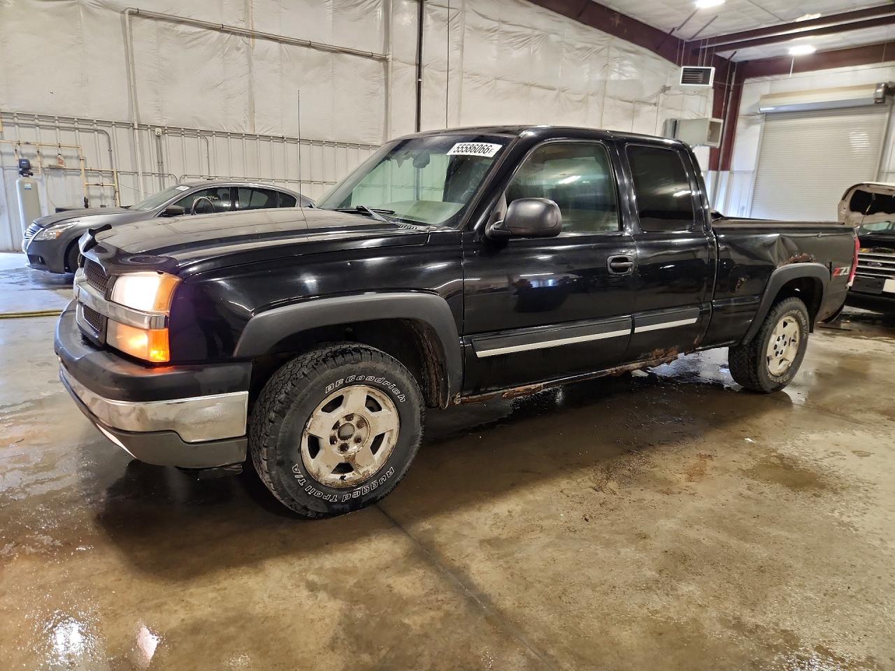 Salvage Chevrolet Silverado Image