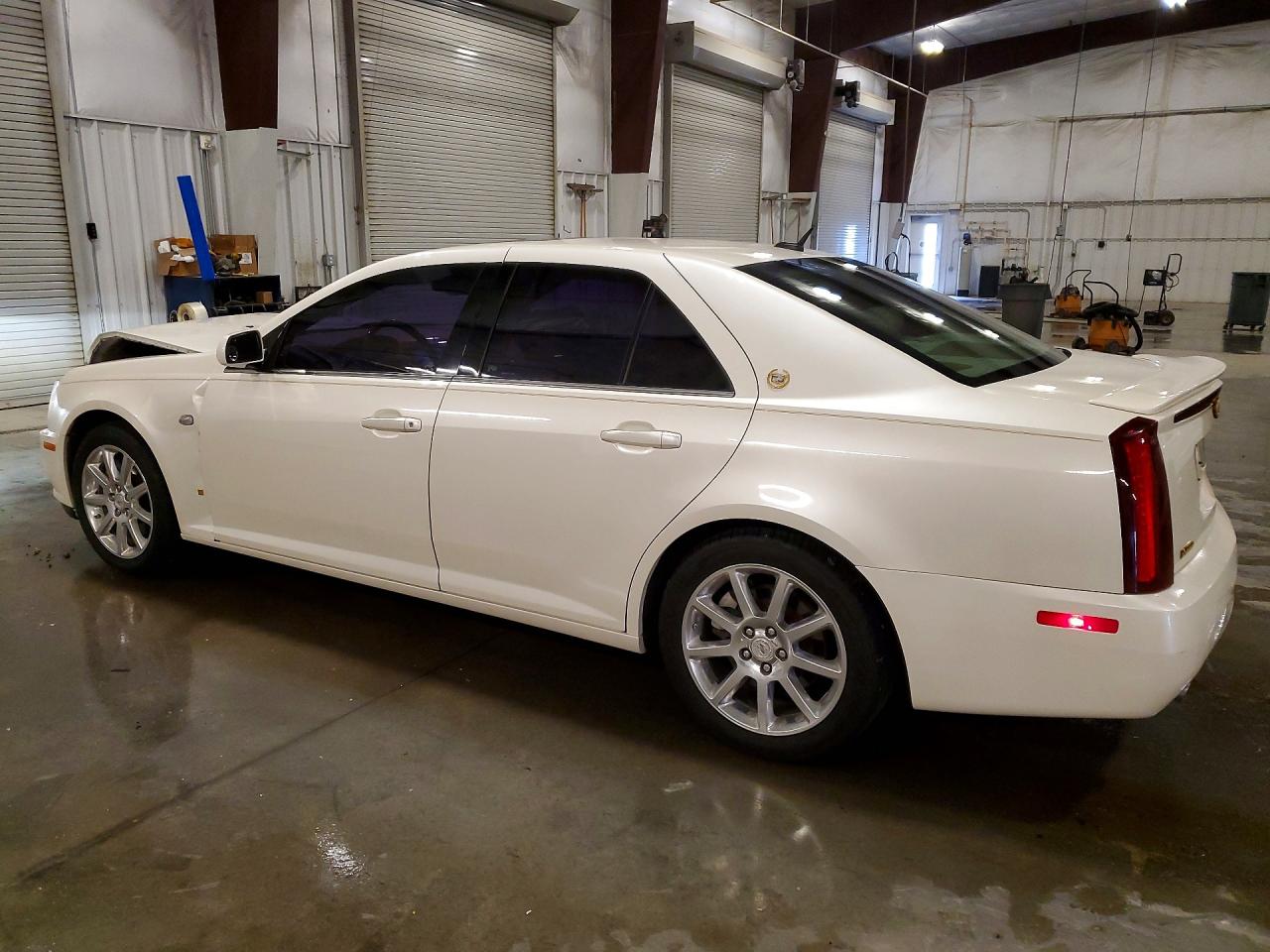 Cadillac STS