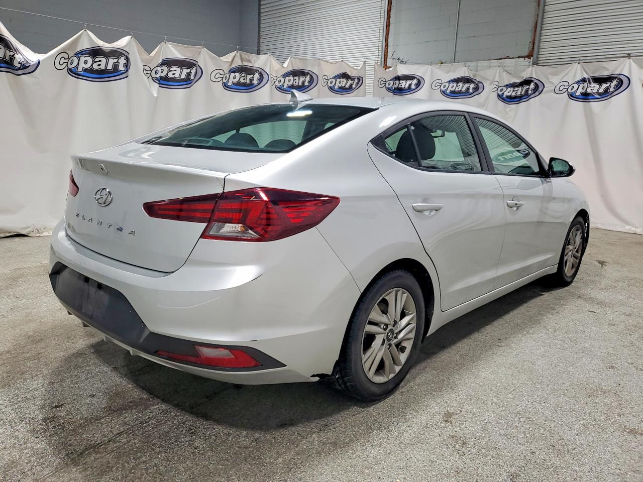 Hyundai ELANTRA Value Edition