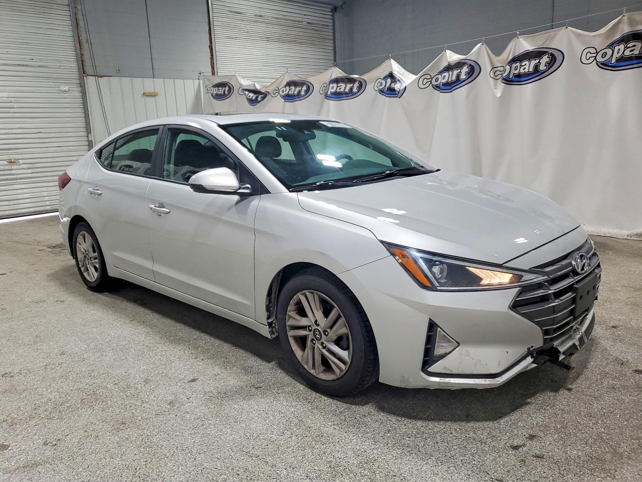 Hyundai ELANTRA Value Edition