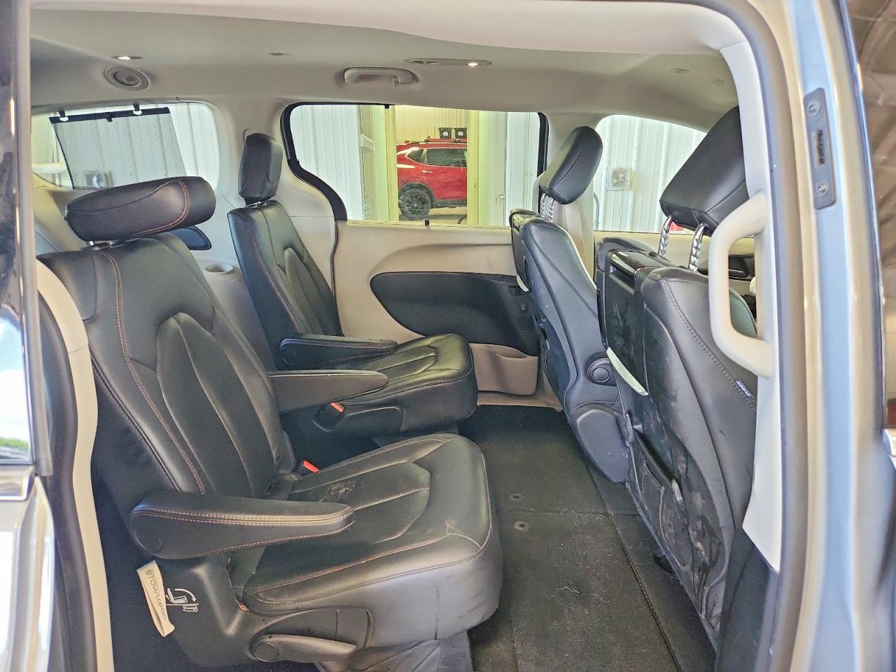 Chrysler Pacifica Touring L Plus