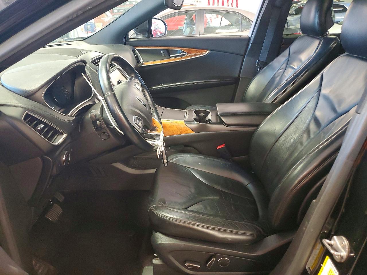 Lincoln MKX Select