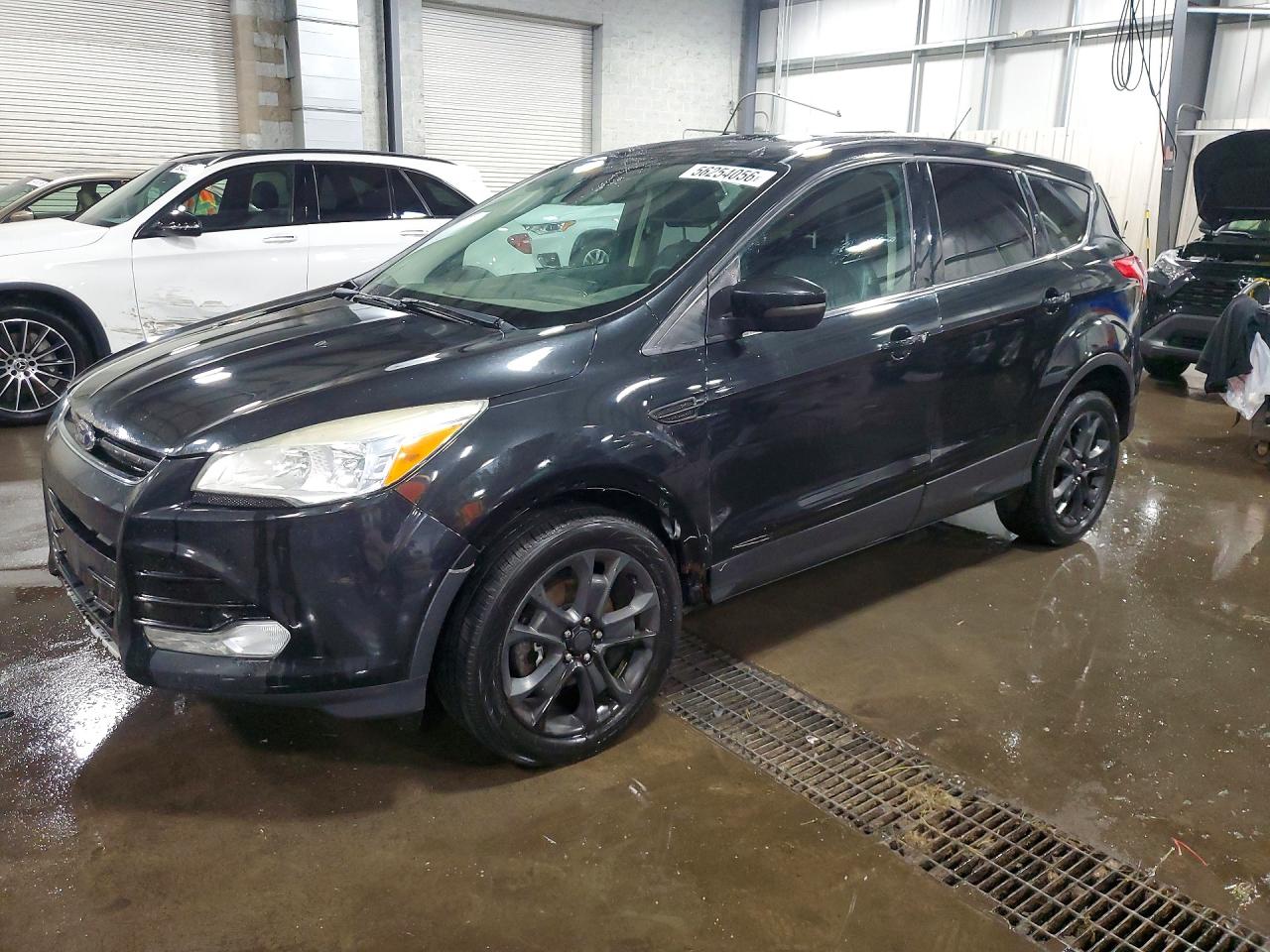 Salvage Ford Escape Image