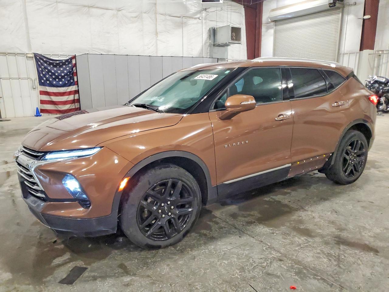 Salvage Chevrolet Blazer Image