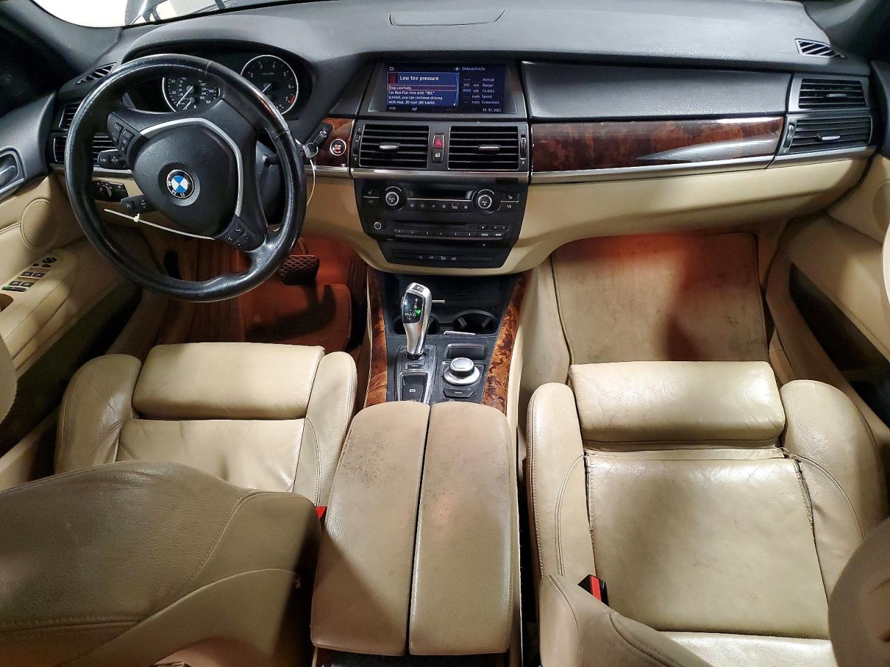 BMW X Series 4.8i