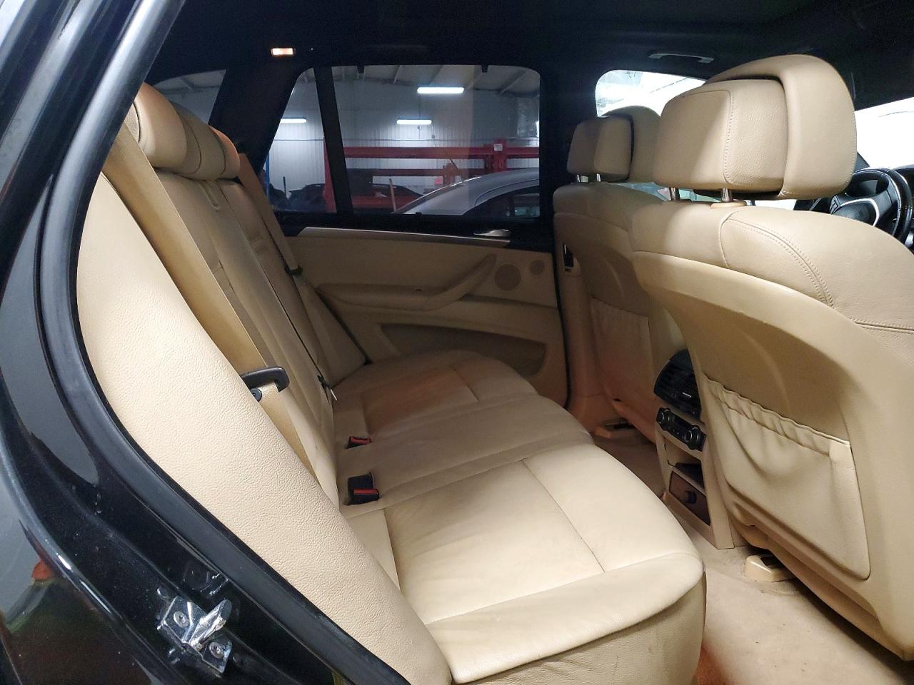 BMW X Series 4.8i
