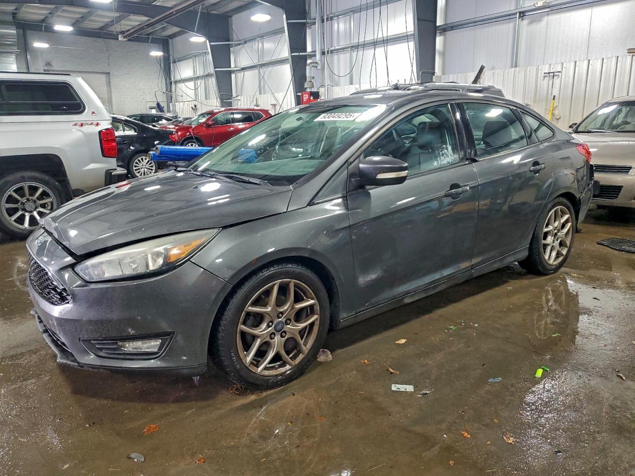 Salvage Ford Focus Image