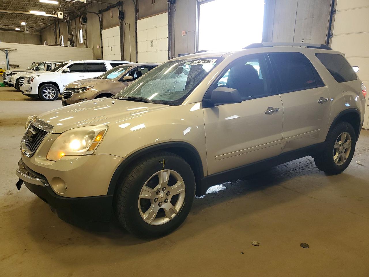 Salvage GMC Acadia Image