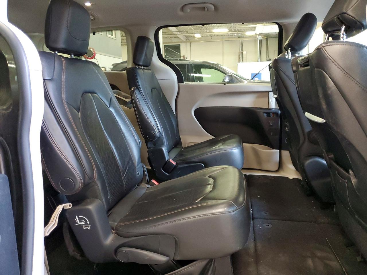 Chrysler Pacifica Touring L Plus
