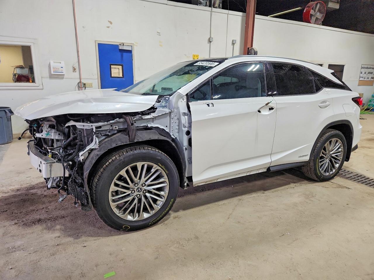 Salvage Lexus RX Image