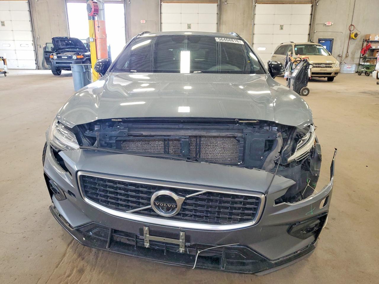 Volvo V60 T5 R-design