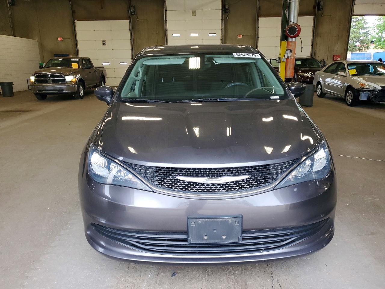 Chrysler Pacifica Touring