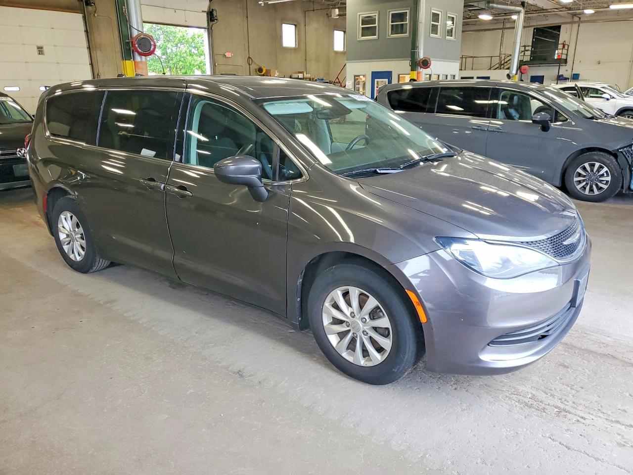 Chrysler Pacifica Touring