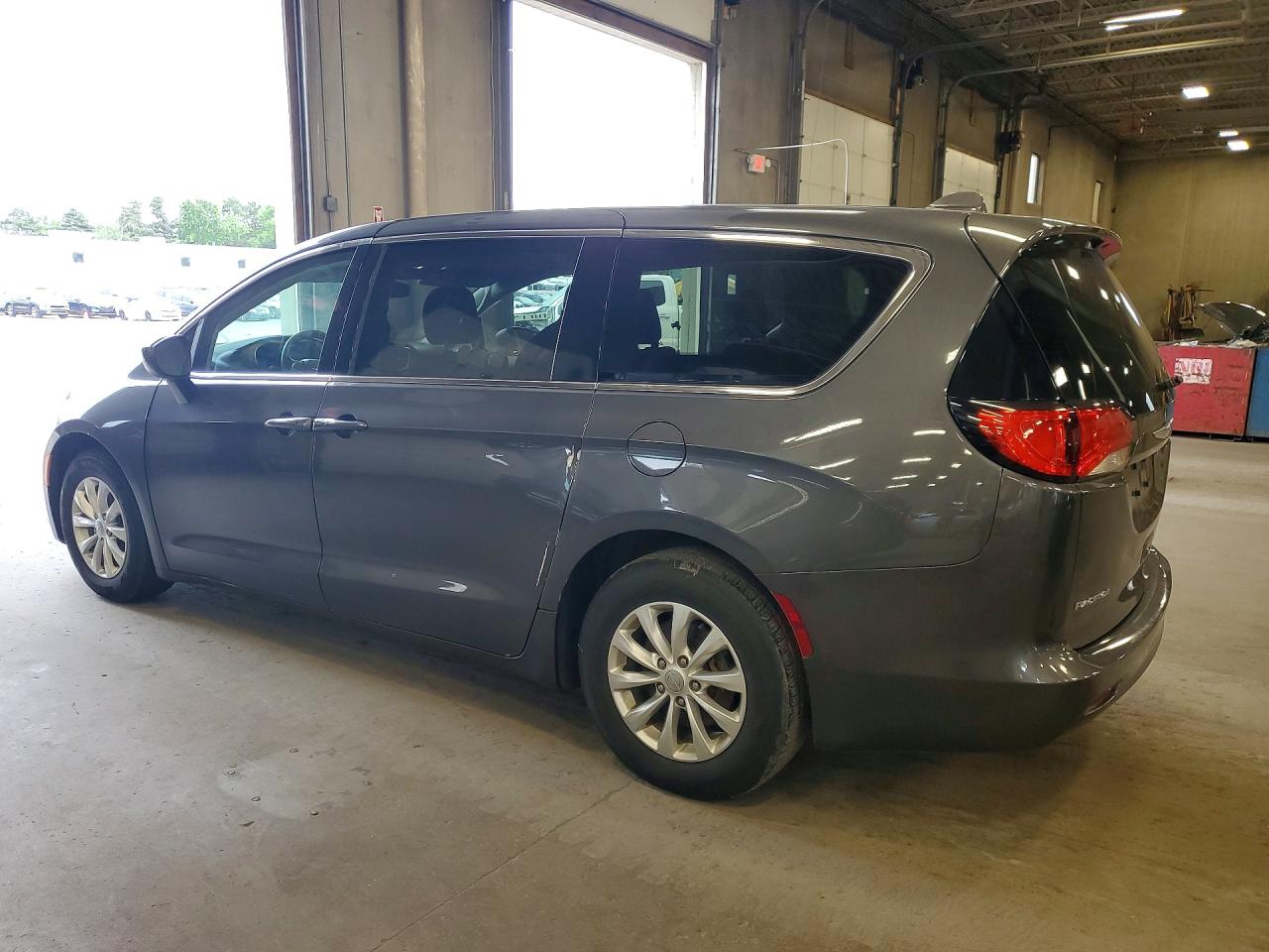Chrysler Pacifica Touring