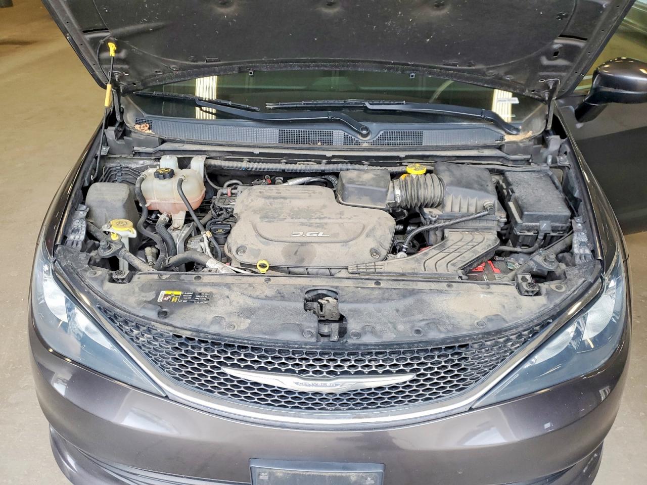 Chrysler Pacifica Touring