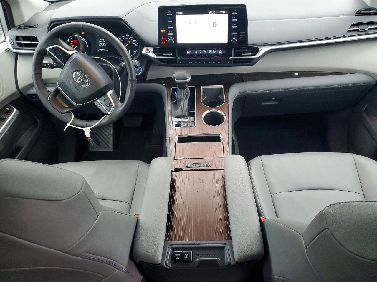 Toyota Sienna Xle 7-passenger