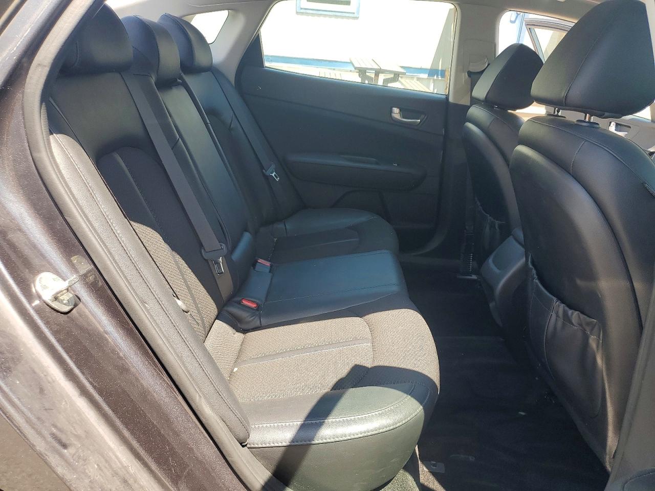 Kia Optima S