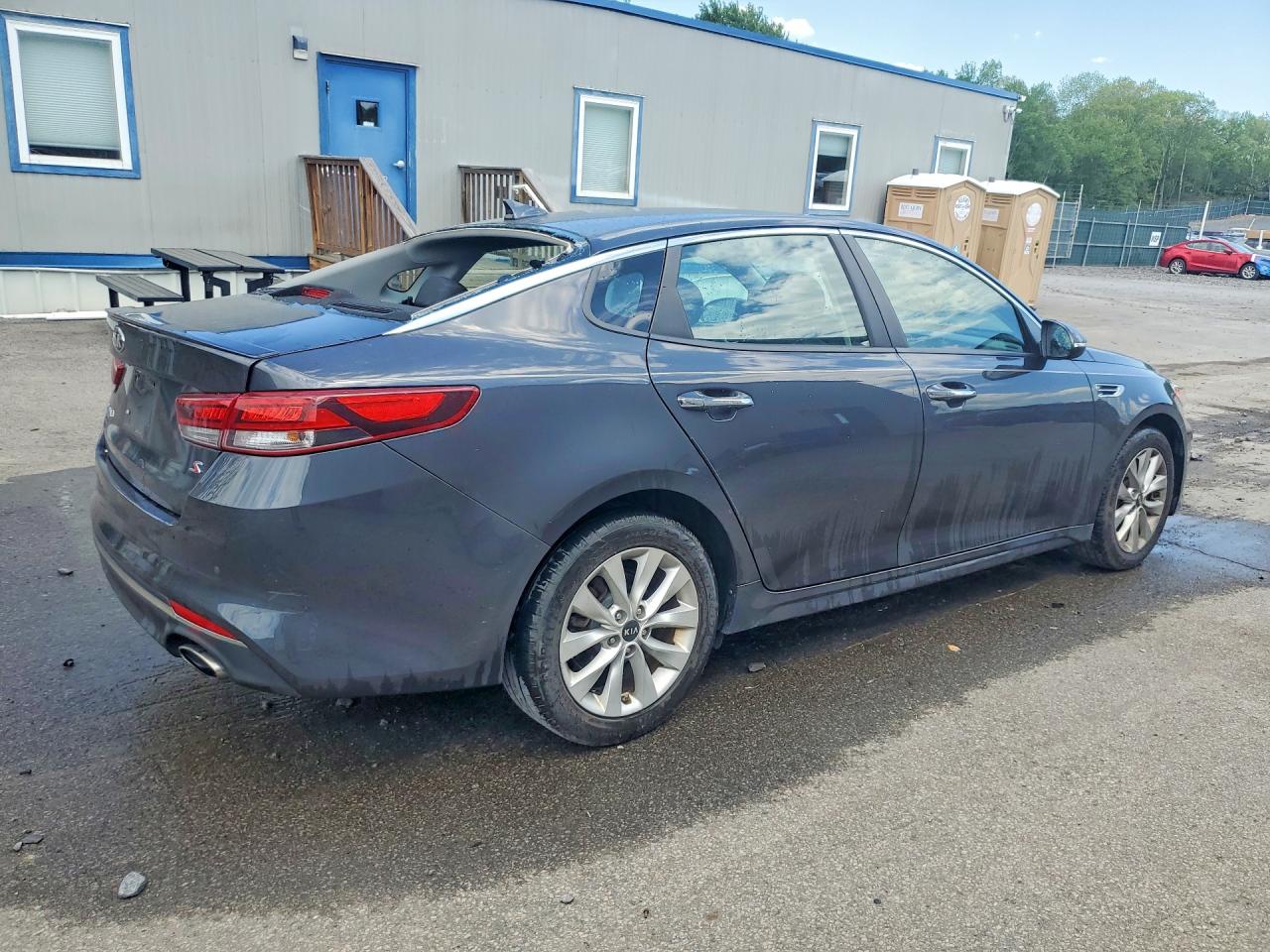 Kia Optima S