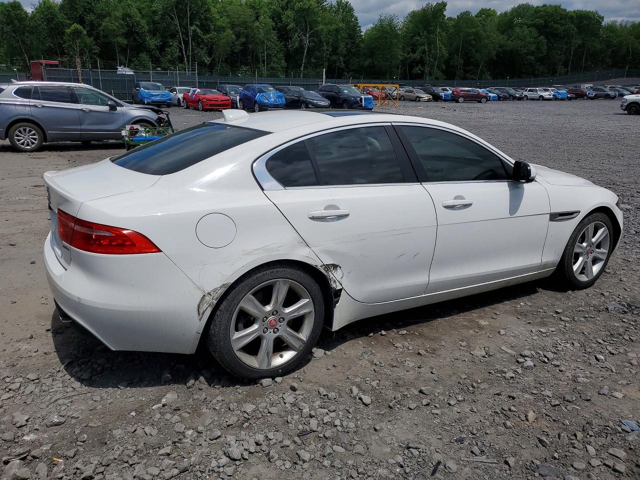 Jaguar XE Prestige