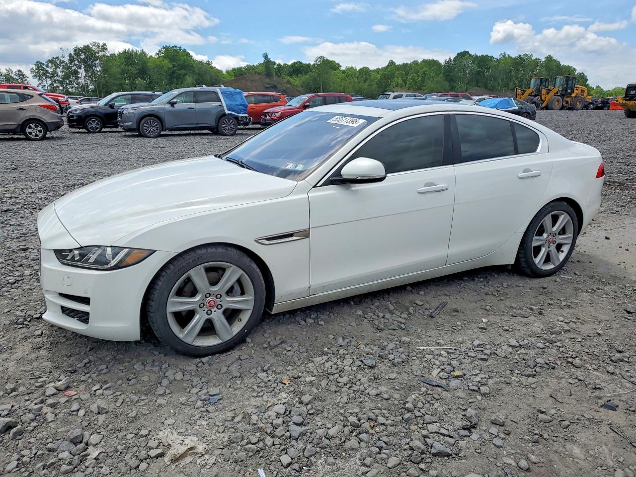 Salvage Jaguar XE Image