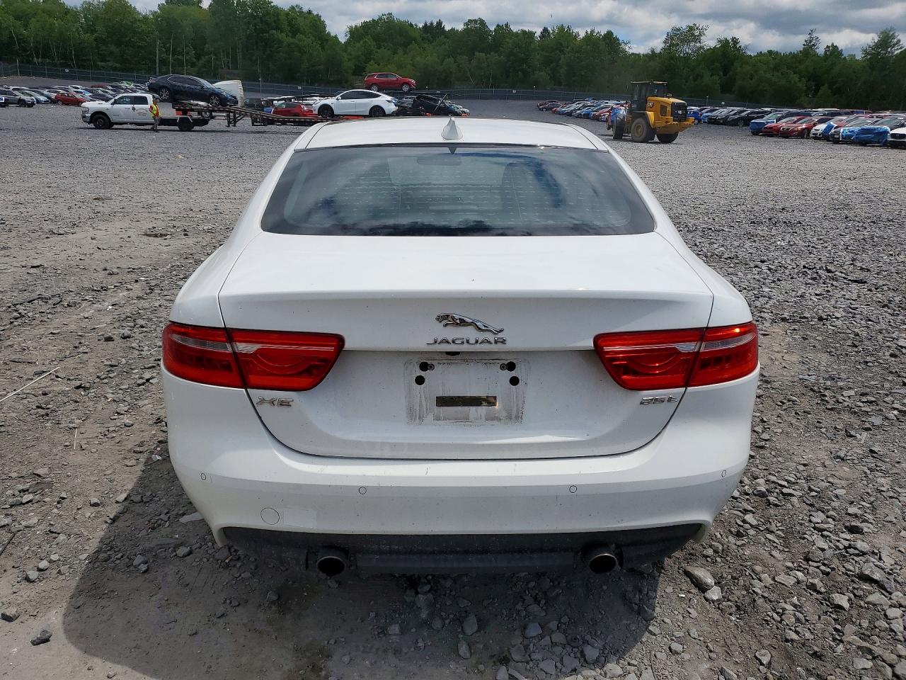 Jaguar XE Prestige